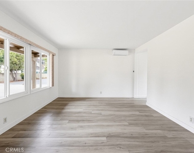 1314 S 2nd Ave - Photo Thumbnail 9
