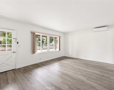 1314 S 2nd Ave - Photo Thumbnail 8