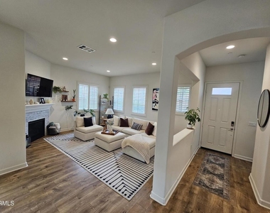 1645 Range Road - Photo Thumbnail 3