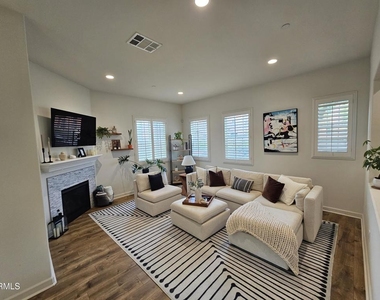 1645 Range Road - Photo Thumbnail 4