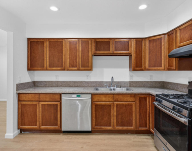 3307 Belden Street - Photo Thumbnail 10
