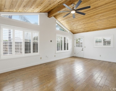 29628 Squaw Valley Drive - Photo Thumbnail 11