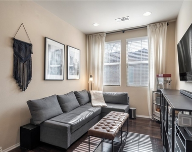 43081 Avenida Amistad - Photo Thumbnail 13