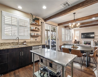 43081 Avenida Amistad - Photo Thumbnail 7