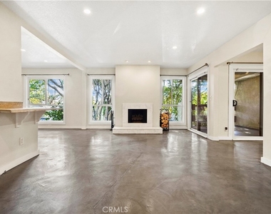 9025 Keith Avenue - Photo Thumbnail 20