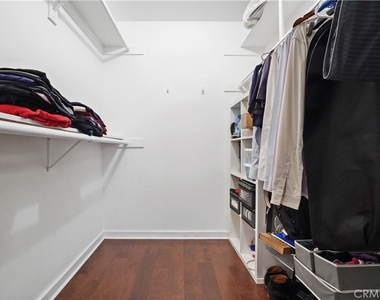 9025 Keith Avenue - Photo Thumbnail 15