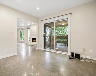 9025 Keith Avenue - Photo Thumbnail 18