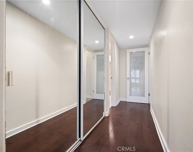 9025 Keith Avenue - Photo Thumbnail 11