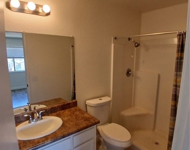 509 E Avenue Q-2 Unit B - Photo Thumbnail 14
