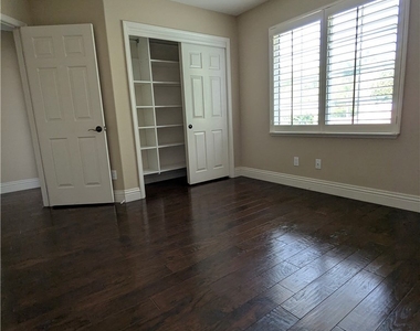 2300 Rutland Place - Photo Thumbnail 32