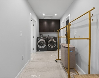 22247 De La Osa Street - Photo Thumbnail 15