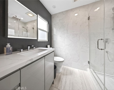 22247 De La Osa Street - Photo Thumbnail 16