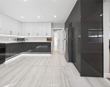 22247 De La Osa Street - Photo Thumbnail 11