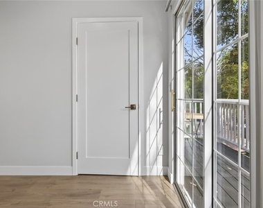 22247 De La Osa Street - Photo Thumbnail 32