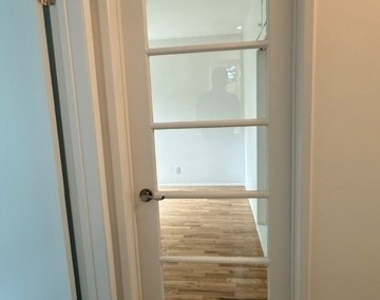 2202 Fair Oak View Terrace - Photo Thumbnail 13