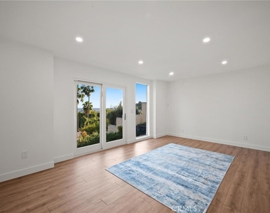 8246 Woodshill Trail - Photo Thumbnail 25