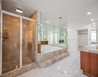 8246 Woodshill Trail - Photo Thumbnail 9