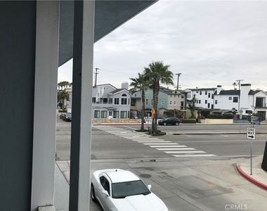 111 19th Street - Photo Thumbnail 7