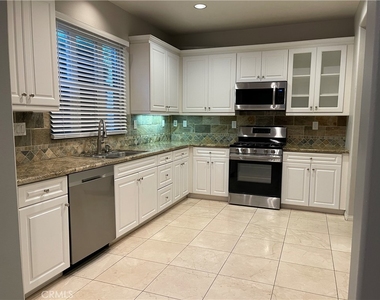 460 N Santa Maria - Photo Thumbnail 1