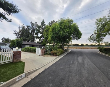 3154 Del Vina Street - Photo Thumbnail 6