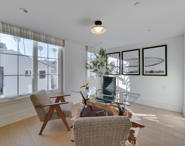 2820 Bayview - Photo Thumbnail 28