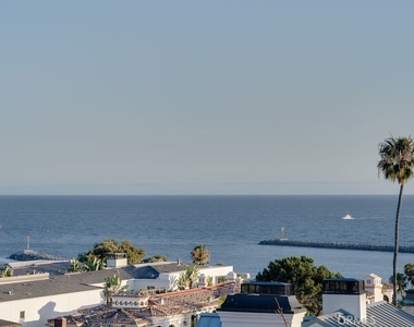 2820 Bayview - Photo Thumbnail 36