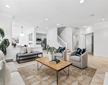 21 Bellevue - Photo Thumbnail 7