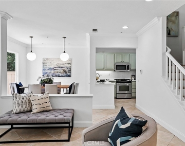 21 Bellevue - Photo Thumbnail 8