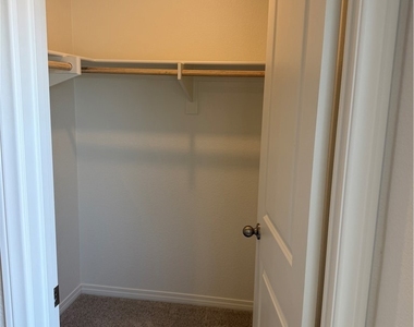 9675 Babaco Street - Photo Thumbnail 21