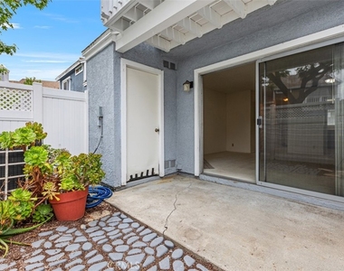 41 Briarwood Lane - Photo Thumbnail 29