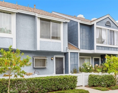 41 Briarwood Lane - Photo Thumbnail 22