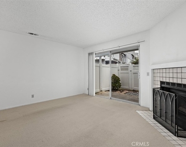 41 Briarwood Lane - Photo Thumbnail 14