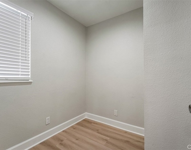 33852 Orilla Road - Photo Thumbnail 20