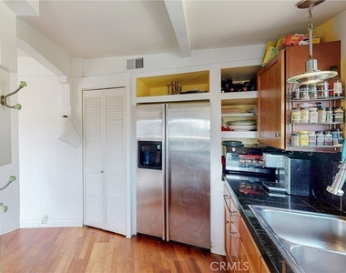 3-274 Diamond Street - Photo Thumbnail 4