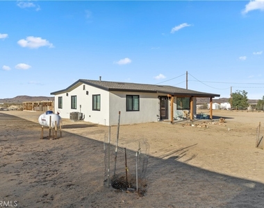 64654 Sun Mesa Road - Photo Thumbnail 19