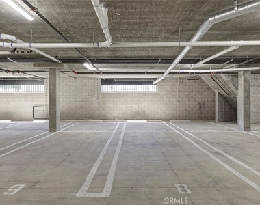 14810 Delano Street - Photo Thumbnail 11