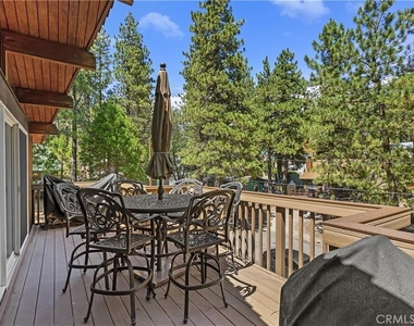 558 Beechnut - Photo Thumbnail 11
