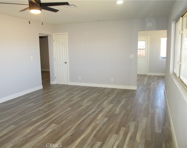 13464 Mohawk Road - Photo Thumbnail 14
