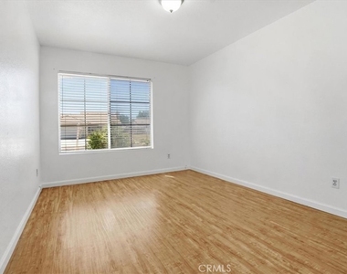 8541 Dove Creek - Photo Thumbnail 26