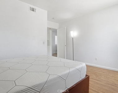 8541 Dove Creek - Photo Thumbnail 23