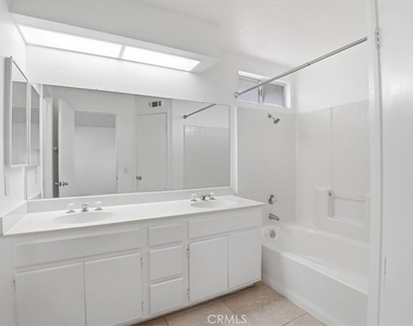 8541 Dove Creek - Photo Thumbnail 18