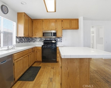 8541 Dove Creek - Photo Thumbnail 12
