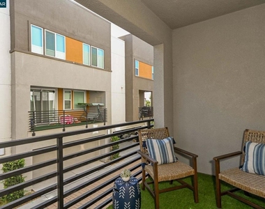 3923 Meridian St - Photo Thumbnail 10