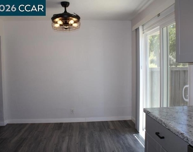 130 Aster Ct - Photo Thumbnail 4