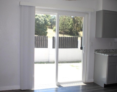 130 Aster Ct - Photo Thumbnail 5