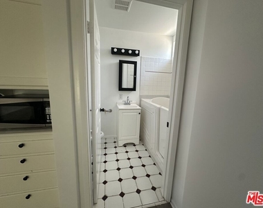 5738 Brushton Street - Photo Thumbnail 8