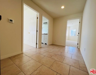 520 Columbia Avenue - Photo Thumbnail 20
