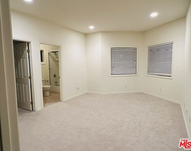 520 Columbia Avenue - Photo Thumbnail 7