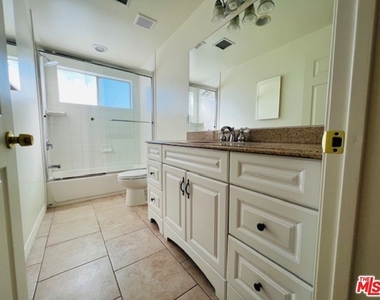 520 Columbia Avenue - Photo Thumbnail 12
