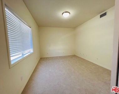 520 Columbia Avenue - Photo Thumbnail 19